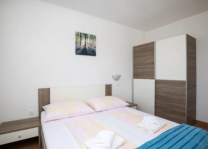Ivan Mit Meerblick Apartment *