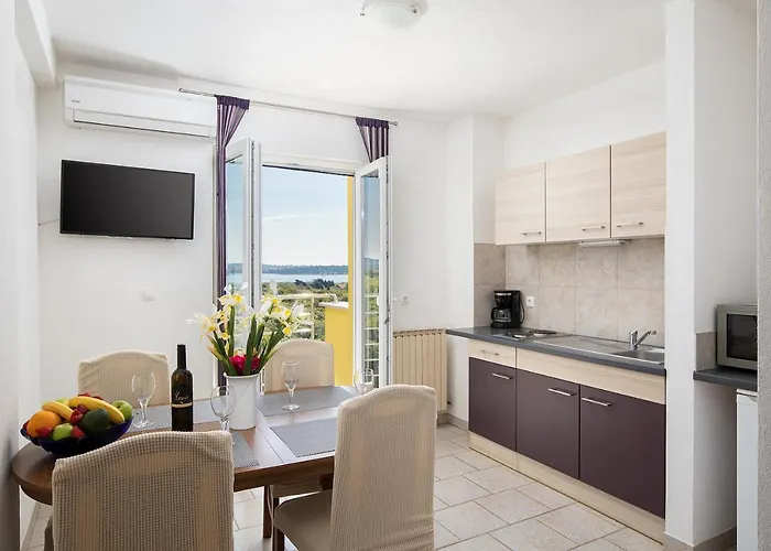 Ivan Mit Meerblick Appartamento *