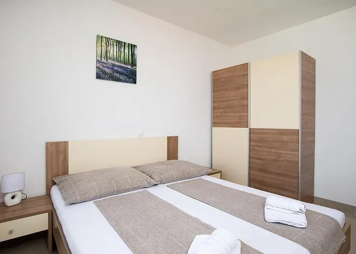 Ivan Mit Meerblick Apartment *